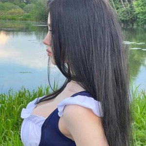 Marianna Mosesova Nude