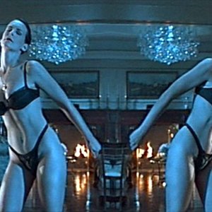 Jamie Lee Curtis Nude
