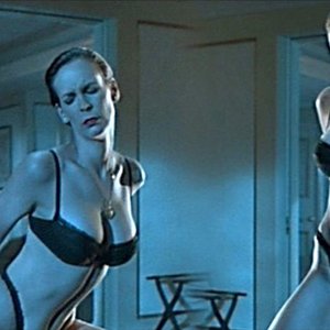 Jamie Lee Curtis Nude