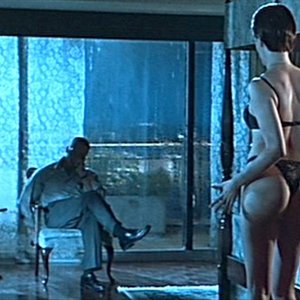 Jamie Lee Curtis Nude