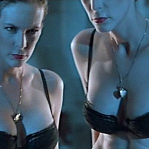 Jamie Lee Curtis Nude
