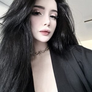 Morfilina Nude
