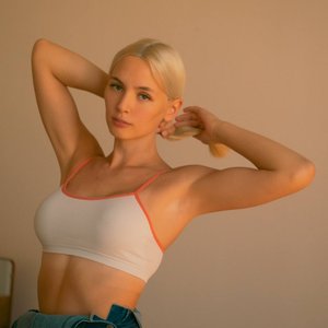 Gilticus Nude