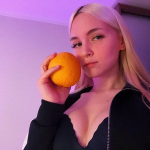 Gilticus Nude