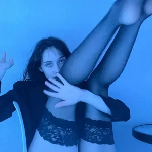Horneyjozy Nude