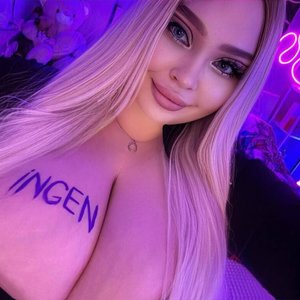 Kkselia Nude