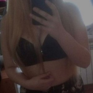 Kkselia Nude