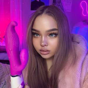 Kkselia Nude