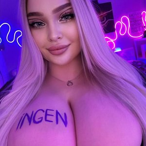 Kkselia Nude