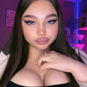 Kkselia Nude