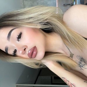 Leyla Mayers Nude