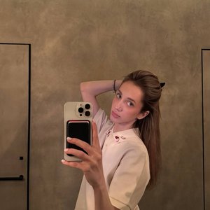 7angelinka Nude