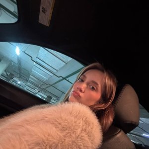 7angelinka Nude