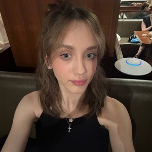 7angelinka Nude