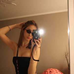 7angelinka Nude