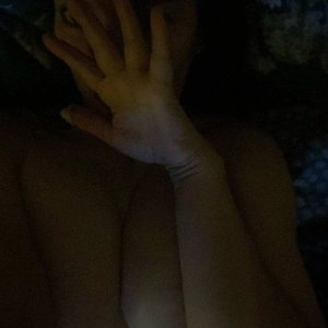 Mama Ogra Nude