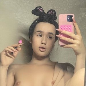 Neonova Nude
