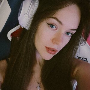 Nordvi Nude