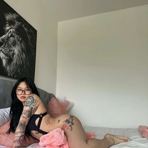 Arlene Lee Nude