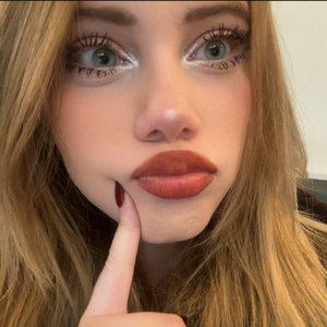 Kira Avrorka Nude