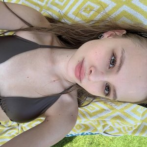 Milana Star Nude