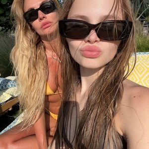 Milana Star Nude