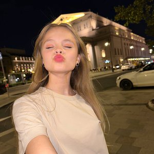 Milana Star Nude