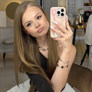Milana Star Nude