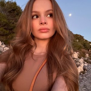 Milana Star Nude