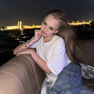 Milana Star Nude