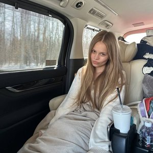 Milana Star Nude
