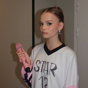 Milana Star Nude