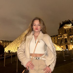 Milana Star Nude