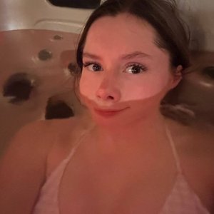 Nedogonpolya Nude