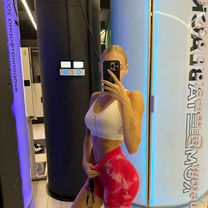 Tati Nude