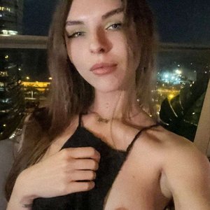 Vika Mednis Nude