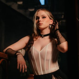 Leron Baron Nude
