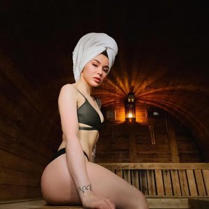 Diana Rays Nude