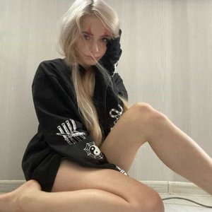 Fasolka Nude