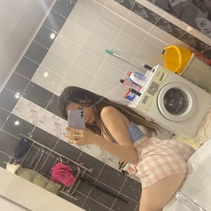 Fasolka Nude