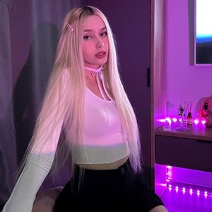 Whylollycry Nude