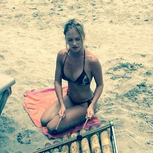 Glyukoza Nude