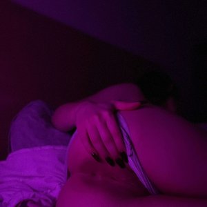 Apofigeaa Nude