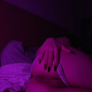 Apofigeaa Nude
