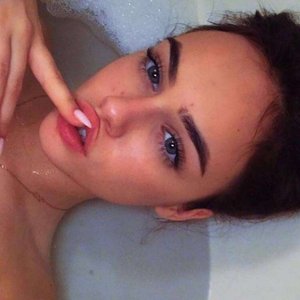 Alena Chaykina Nude