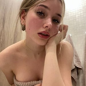 Whylollycry Nude
