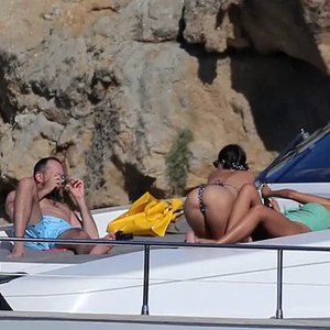 Emily Ratajkowski Nude
