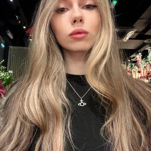 Fruktozka Nude