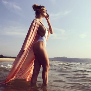 Glyukoza Nude