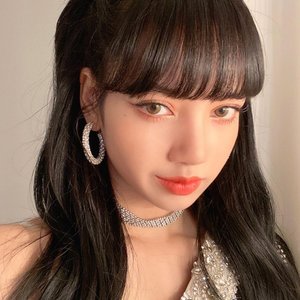 Lisa Nude